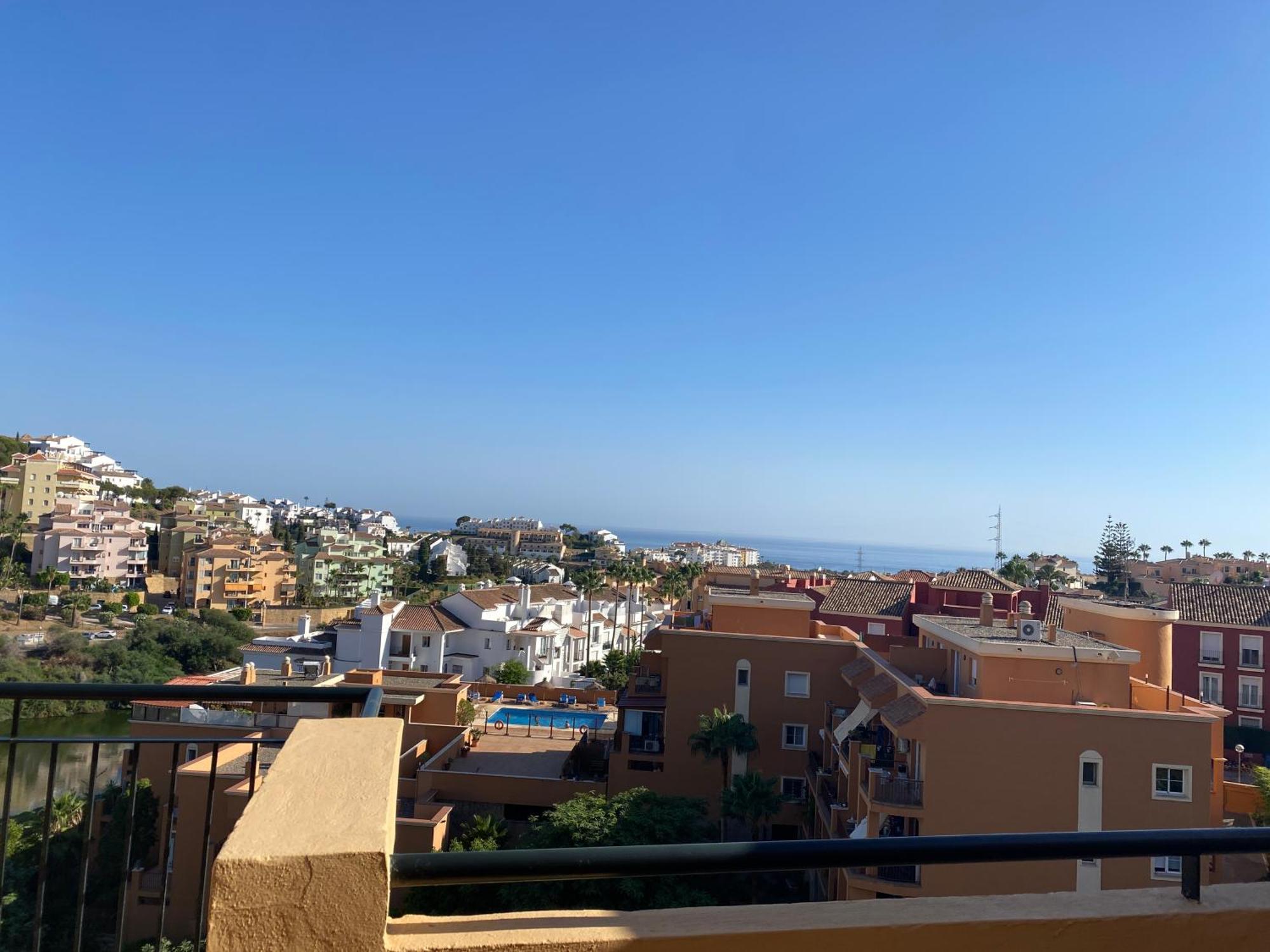 Duplex Con Piscina, Parking Y Golf Apartment Sitio de Calahonda Ngoại thất bức ảnh