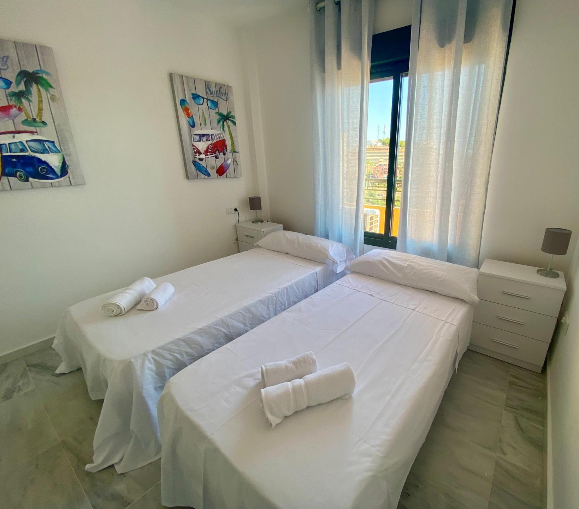 Duplex Con Piscina, Parking Y Golf Apartment Sitio de Calahonda Ngoại thất bức ảnh