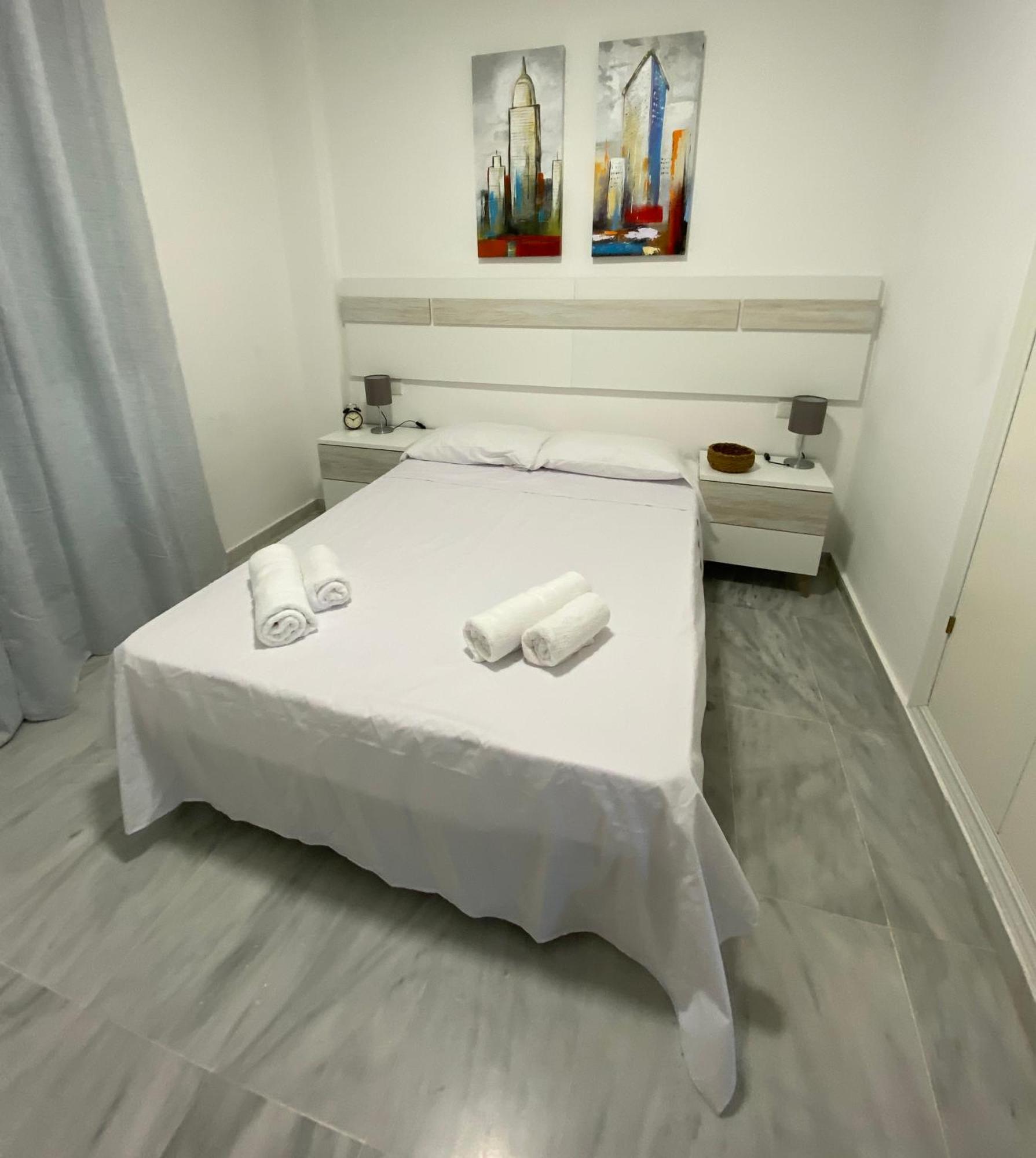 Duplex Con Piscina, Parking Y Golf Apartment Sitio de Calahonda Ngoại thất bức ảnh