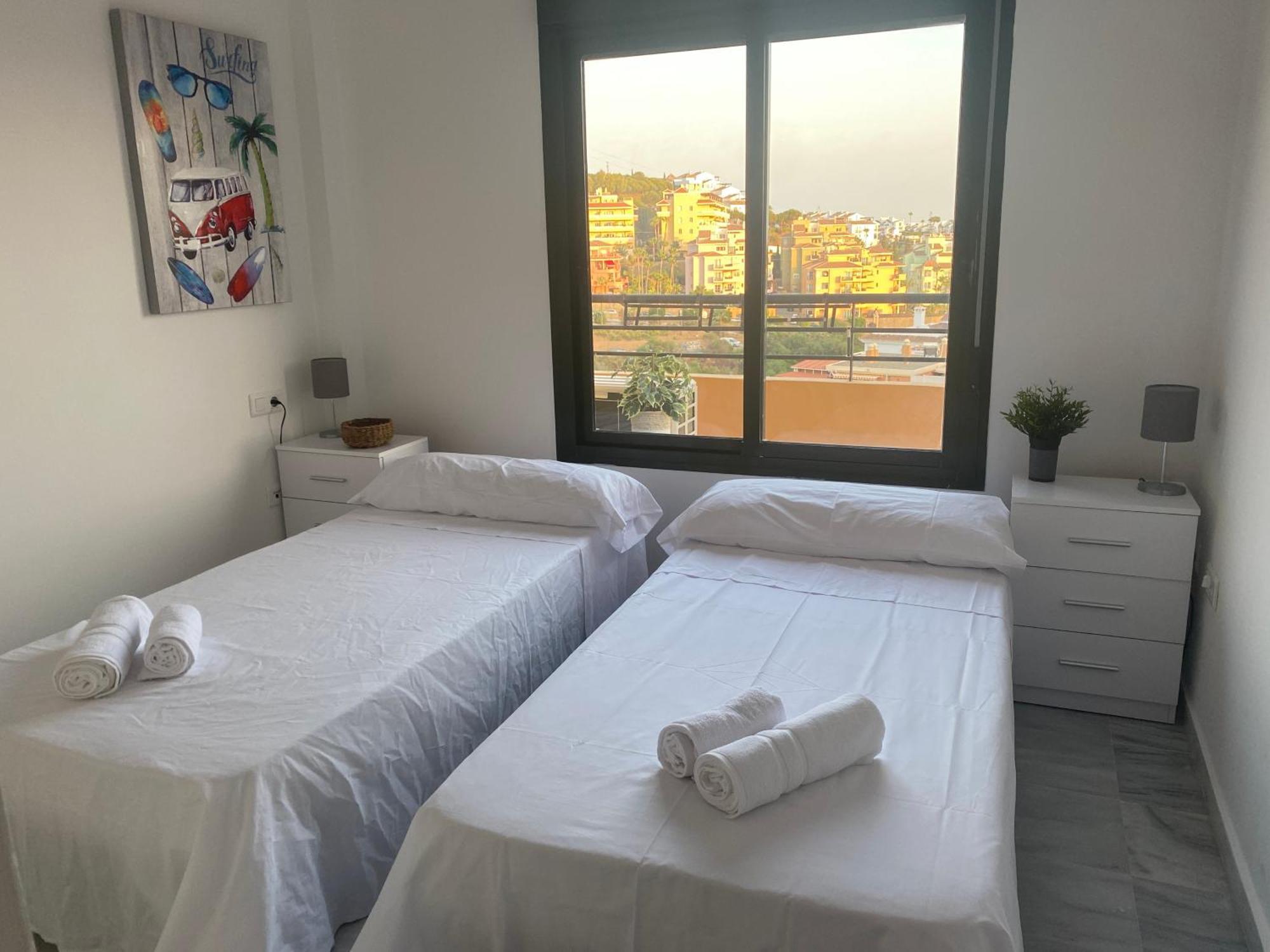 Duplex Con Piscina, Parking Y Golf Apartment Sitio de Calahonda Ngoại thất bức ảnh