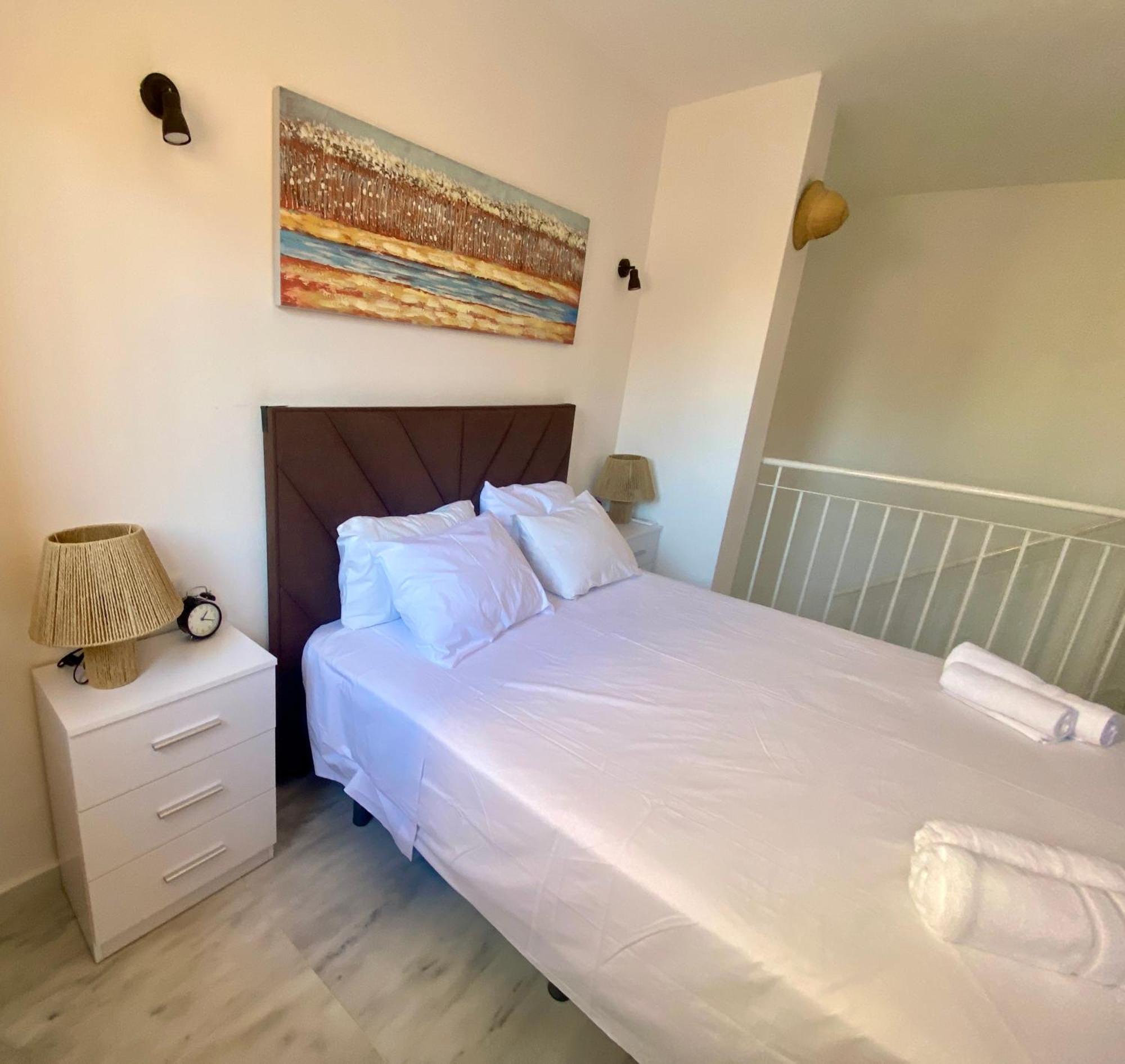 Duplex Con Piscina, Parking Y Golf Apartment Sitio de Calahonda Ngoại thất bức ảnh