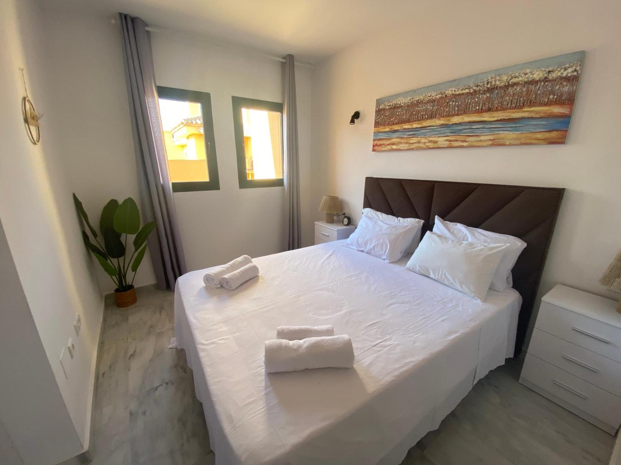 Duplex Con Piscina, Parking Y Golf Apartment Sitio de Calahonda Ngoại thất bức ảnh