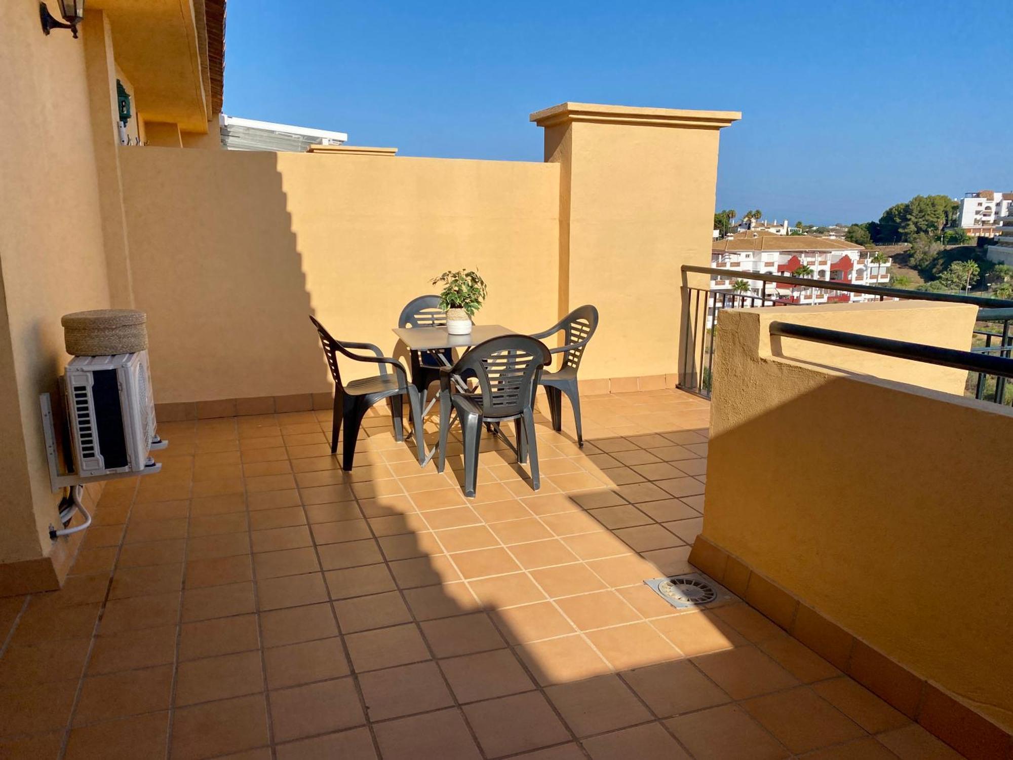 Duplex Con Piscina, Parking Y Golf Apartment Sitio de Calahonda Ngoại thất bức ảnh