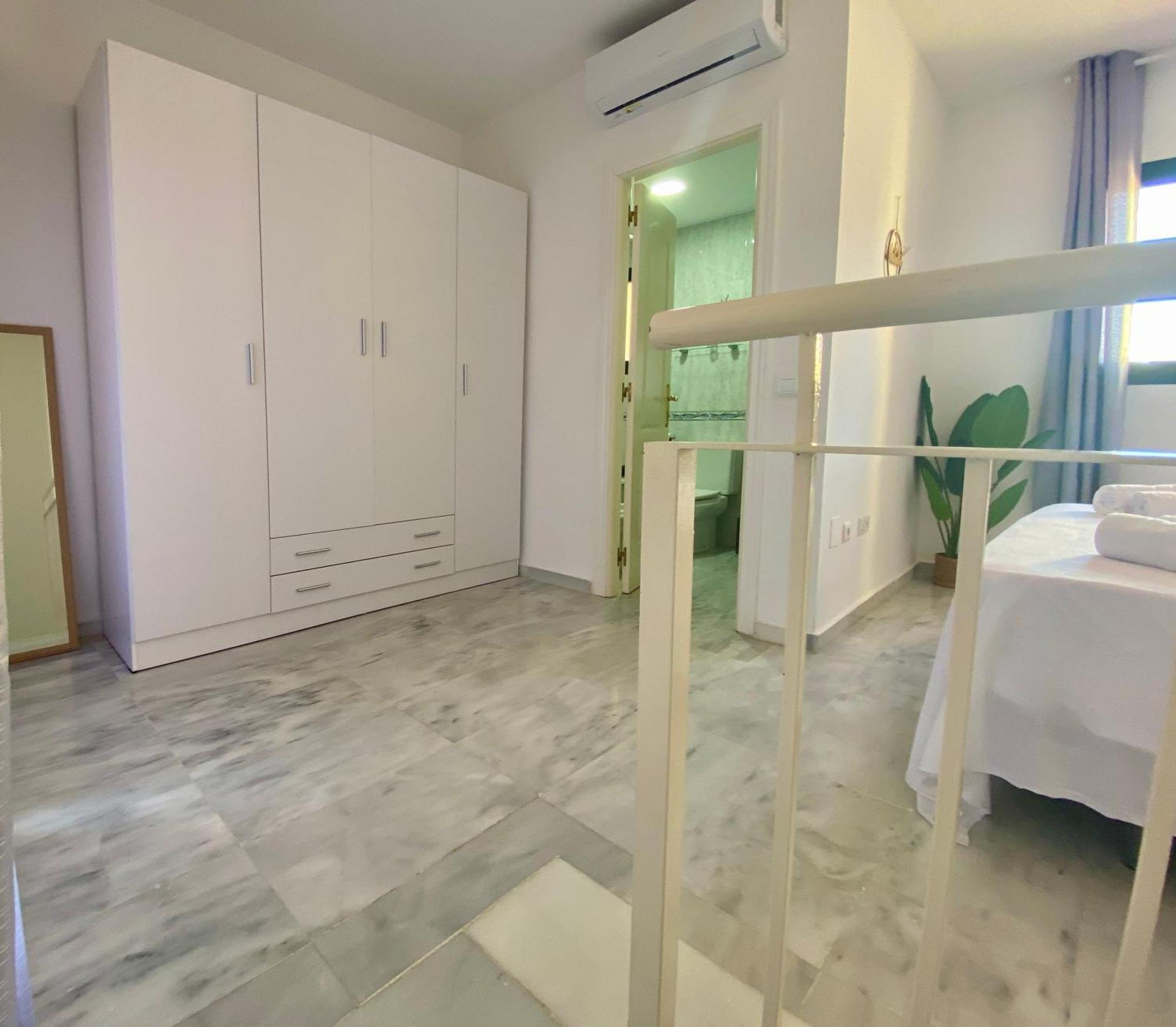 Duplex Con Piscina, Parking Y Golf Apartment Sitio de Calahonda Ngoại thất bức ảnh