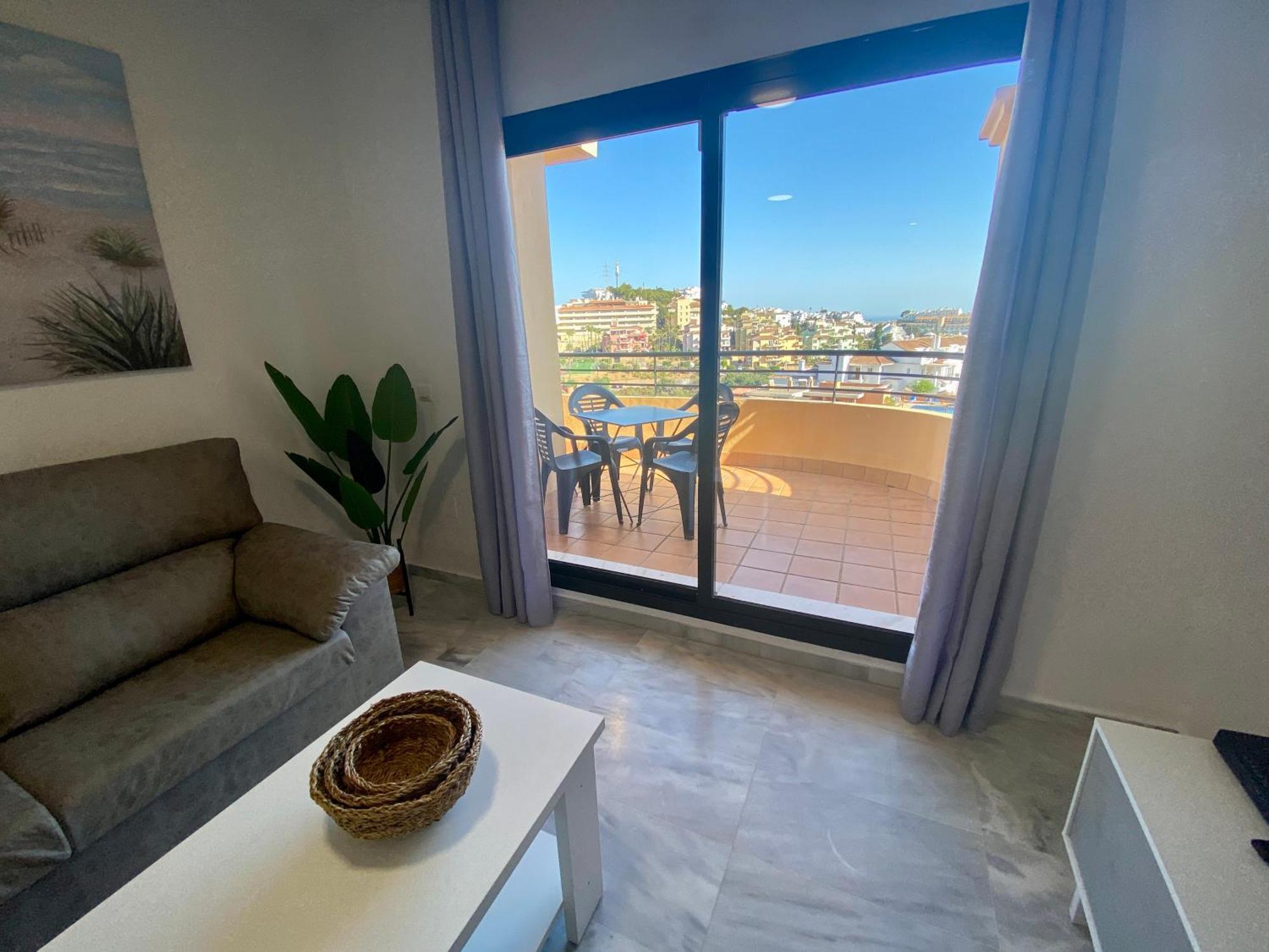 Duplex Con Piscina, Parking Y Golf Apartment Sitio de Calahonda Ngoại thất bức ảnh