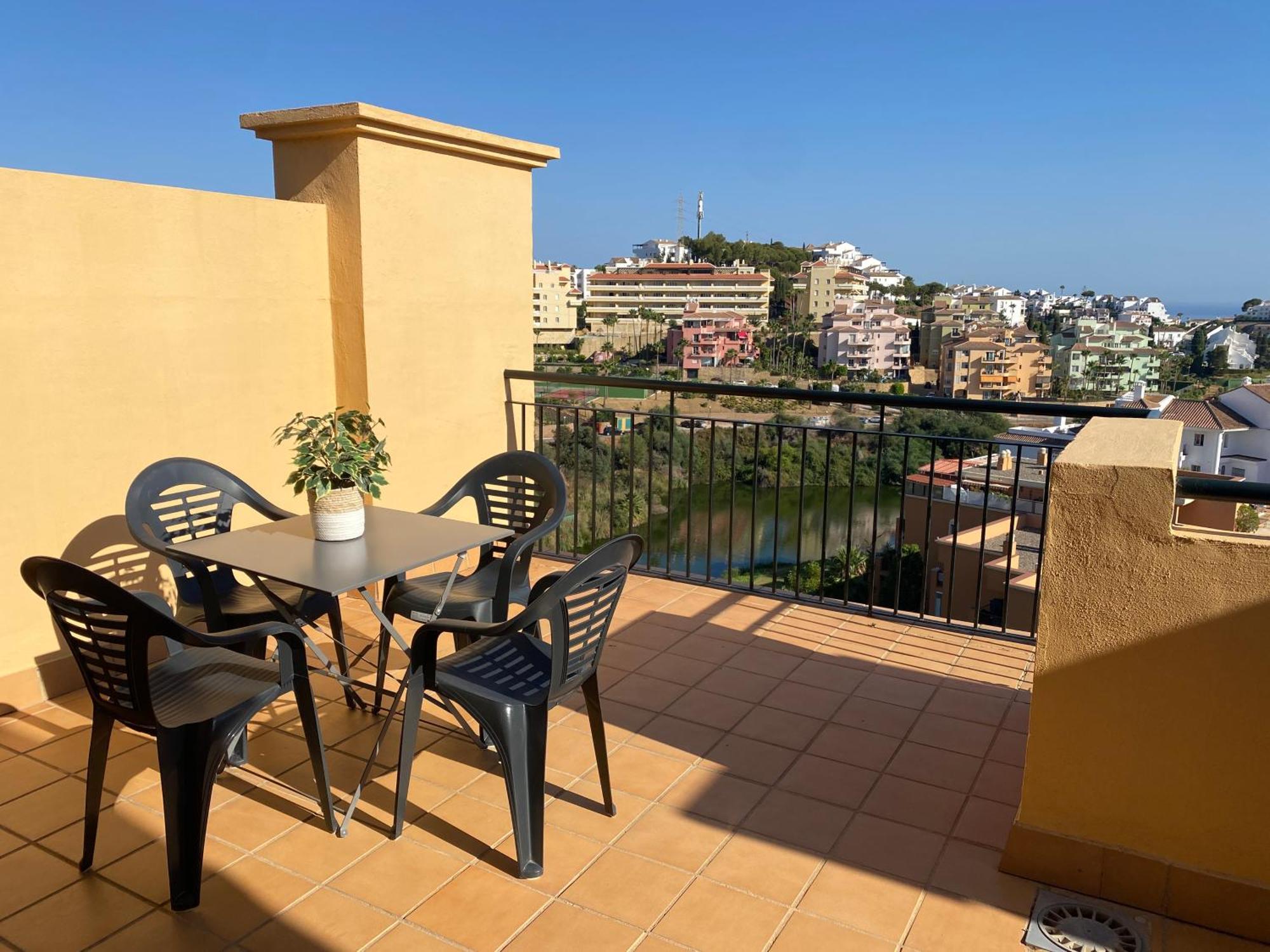 Duplex Con Piscina, Parking Y Golf Apartment Sitio de Calahonda Ngoại thất bức ảnh