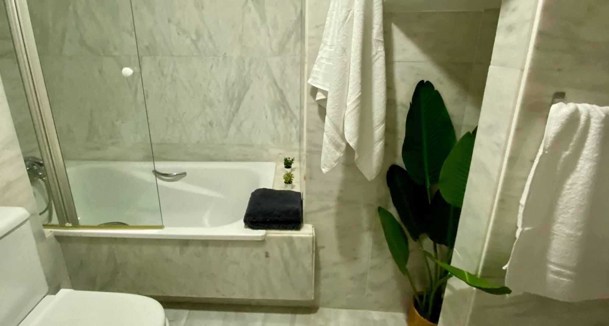 Duplex Con Piscina, Parking Y Golf Apartment Sitio de Calahonda Ngoại thất bức ảnh