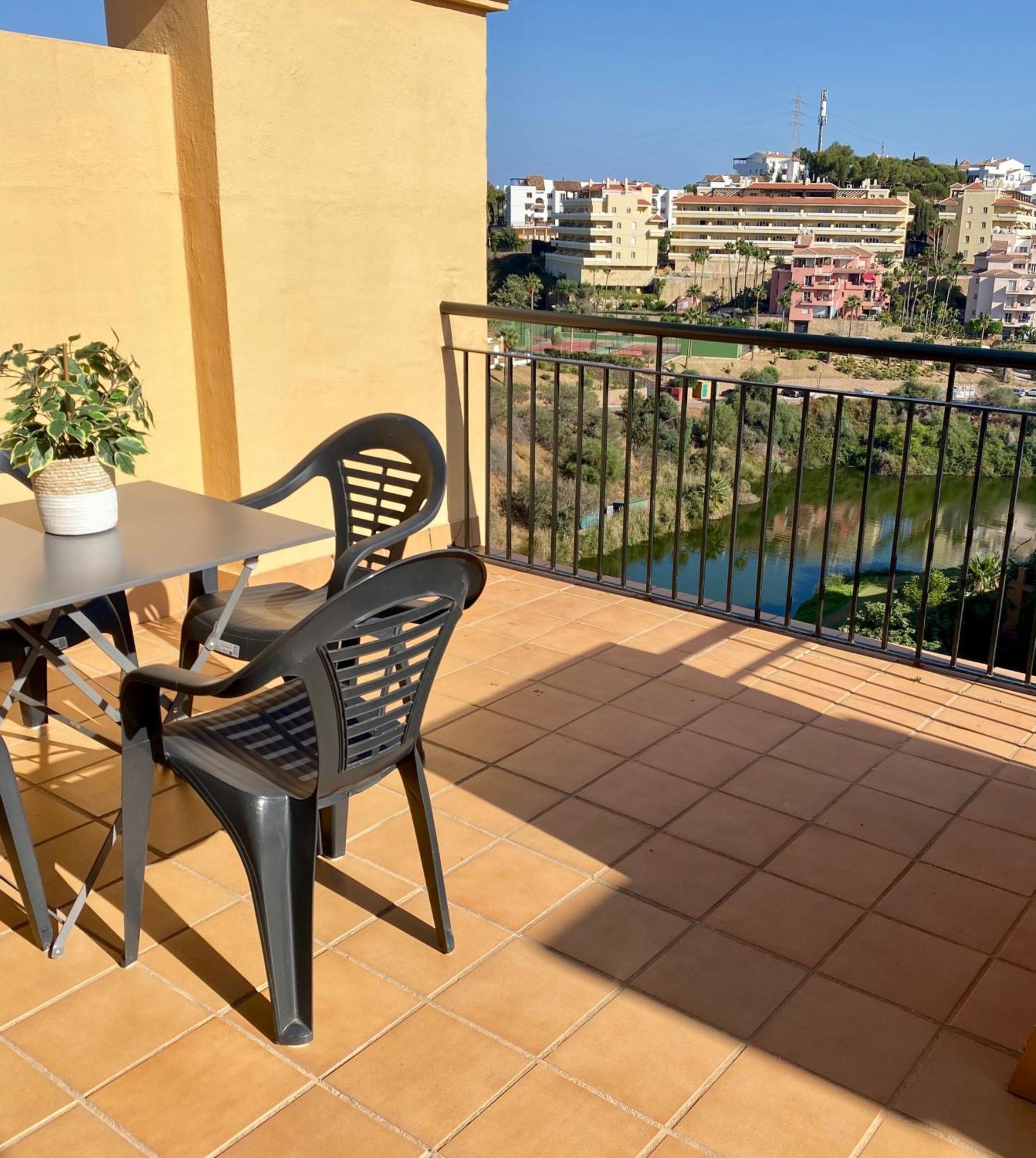 Duplex Con Piscina, Parking Y Golf Apartment Sitio de Calahonda Ngoại thất bức ảnh