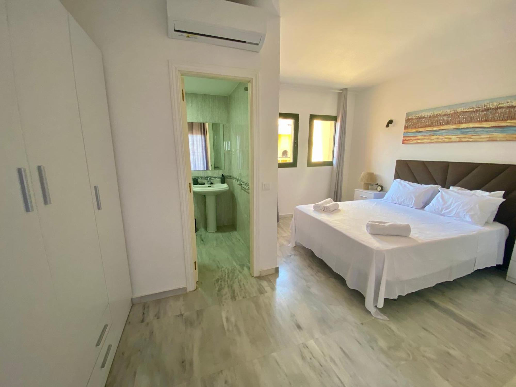 Duplex Con Piscina, Parking Y Golf Apartment Sitio de Calahonda Ngoại thất bức ảnh